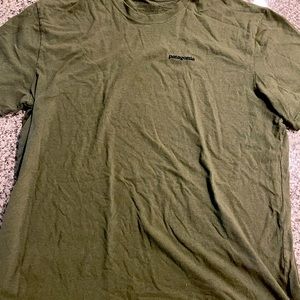MEN’S XL PATAGONIA SHORT SLEEVE TEE